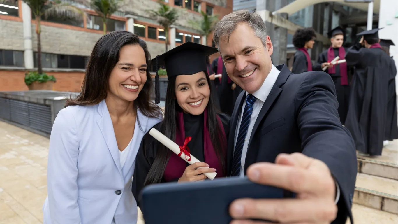 ¿Cuánto cuesta una carrera universitaria en México? Guía completa